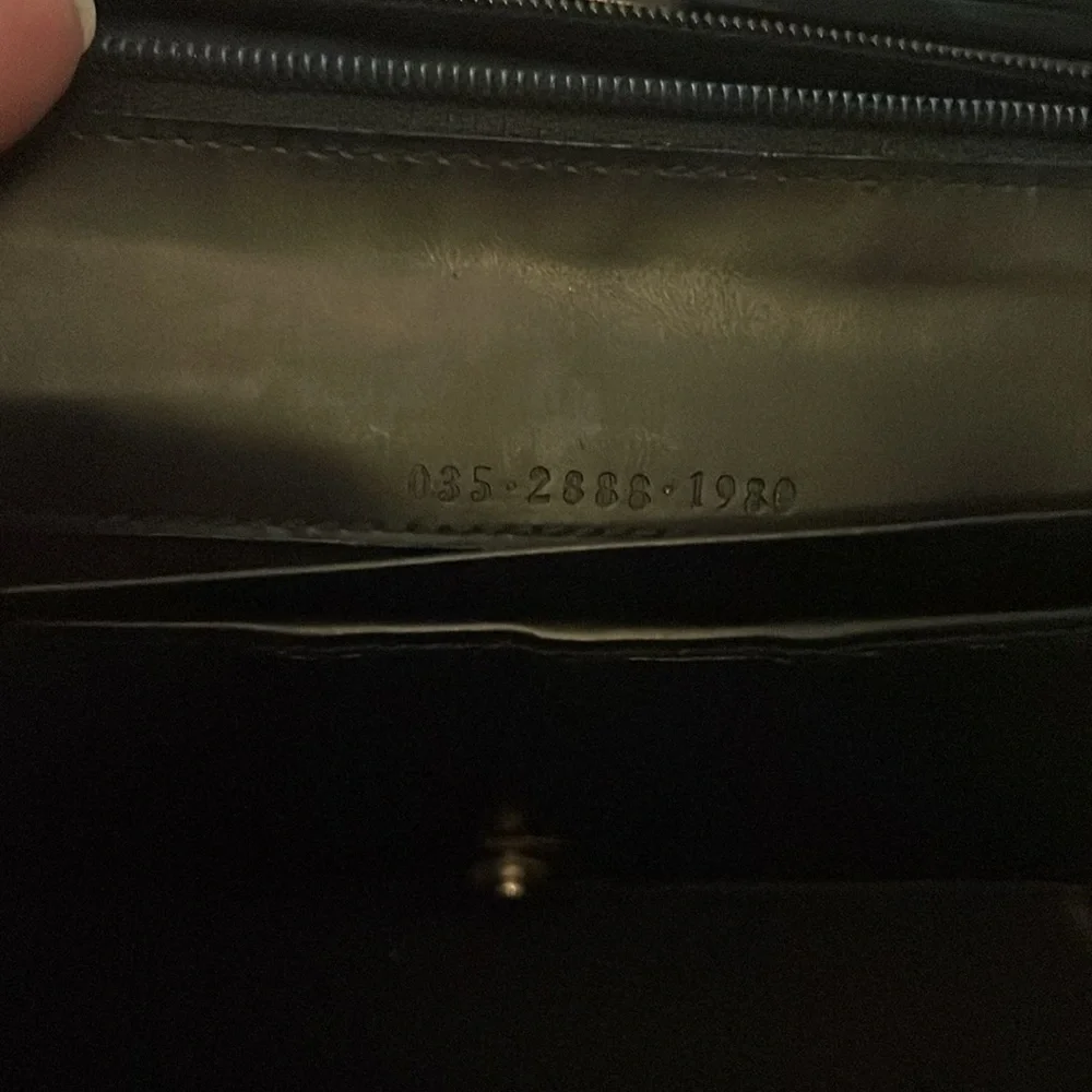 Gucci Wallet - Picture 4 of 6